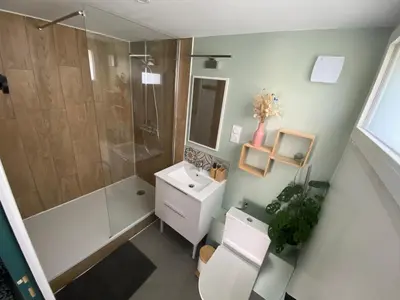 Salle de bains dans l'établissement Studio de la Baroud Family