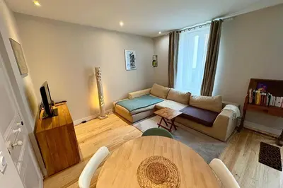 Coin salon dans l'établissement Bright apartment for 4 people in Nantes
