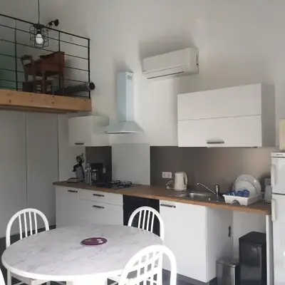 Maisonnette climatisé avec terrasse et jardin