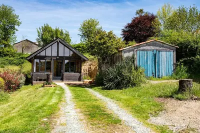 Jardin de l'établissement Le Chalet 20min PuyduFou