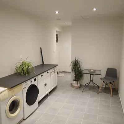Coin salon dans l'établissement Studio chez l'habitant