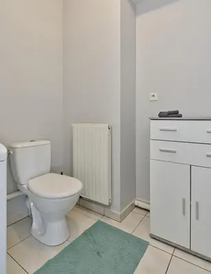 Salle de bains dans l'établissement Akwaba chez Paule
