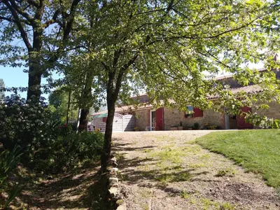 Jardin de l'établissement le jouc
