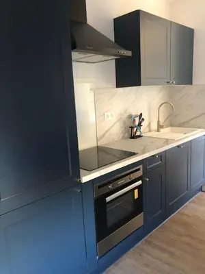 Cuisine ou kitchenette dans l'établissement Le Blue, spacieux, design et chaleureux