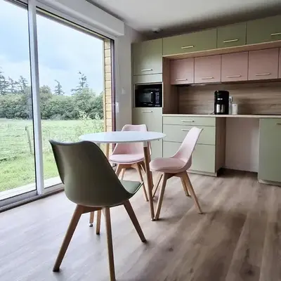 Gîte et chambre d'hôte pour 2 personnes dans Mon Savoureux Jardin