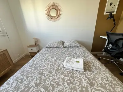 Un ou plusieurs lits dans un hébergement de l'établissement Wattignies 4 people TV and WiFi