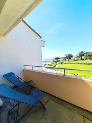 Balcon ou terrasse dans l'établissement Les Goélettes - Studio avec terrasse vue mer