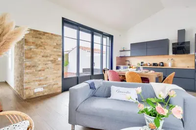 Cuisine ou kitchenette dans l'établissement Plage à 400 m - Maison pour 4 avec terrasse
