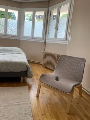 Un ou plusieurs lits dans un hébergement de l'établissement Chambre cozy avec sdb privée à 7min de la gare