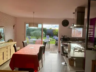 Cuisine ou kitchenette dans l'établissement Le Relais du 49 - Gîte