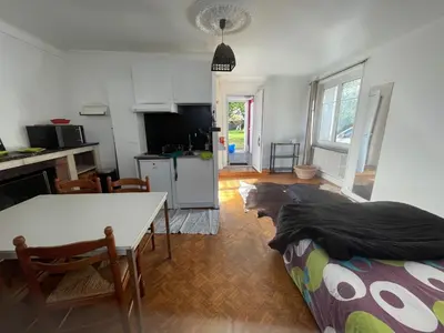 Télévision ou salle de divertissement dans l'établissement studio Nantes sud