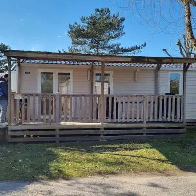 MH300 le clarys camping 5 étoiles