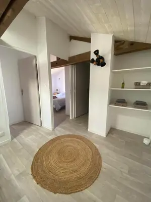 Cuisine ou kitchenette dans l'établissement L'Atelier Jolie maison de charme proche Puy duFou