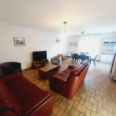 maison entiere spatieuse et au calme 6 couchages