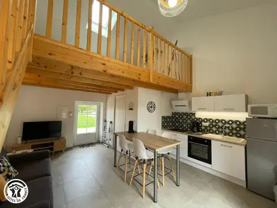 Cuisine ou kitchenette dans l'établissement Location Studio avec Piscine Chauffée en Vendée - FR-1-426-595