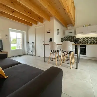 Location Studio avec Piscine Chauffée en Vendée - FR-1-426-595