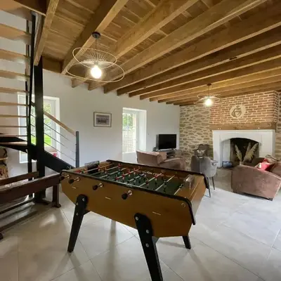 Maison familiale avec babyfoot et piscine chauffée - FR-1-426-597