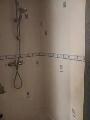 Salle de bains dans l'établissement Maisonnette
