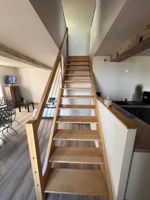 Télévision ou salle de divertissement dans l'établissement Les Glaneuses - 2 logements en centre bourg de 4 à 10 personnes à 3 min du Puy duFou
