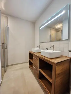 Salle de bains dans l'établissement T3 Cosy Zola parking