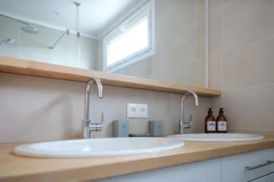 Salle de bains dans l'établissement Appartement chaleureux - 4 personnes