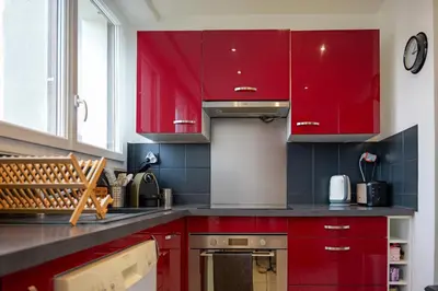 Cuisine ou kitchenette dans l'établissement Appartement chaleureux - 4 personnes