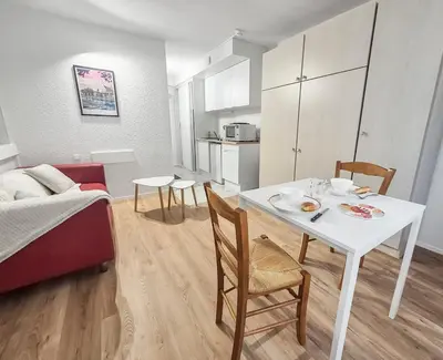 Cuisine ou kitchenette dans l'établissement Studio cosy proche Nantes - parking