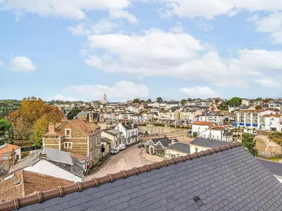 Vue générale sur Pornic ou vue de la ville depuis l'appartement