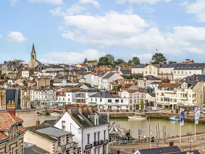 Vue générale sur Pornic ou vue de la ville depuis l'appartement