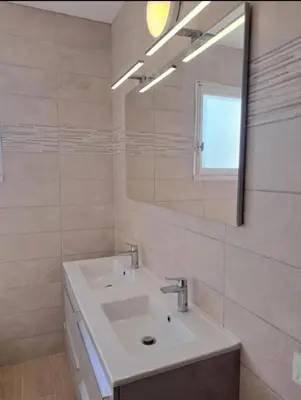 Salle de bains dans l'établissement Colocation
