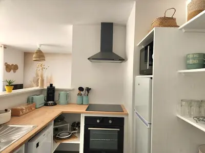 Cuisine ou kitchenette dans l'établissement Maison à la décoration bord de mer bohème entre Pornic et Noirmoutier