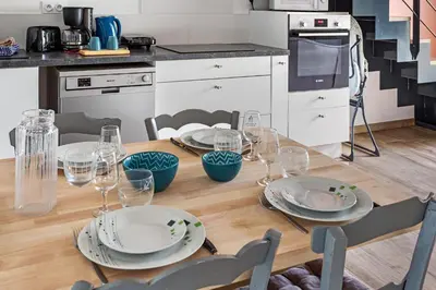 Cuisine ou kitchenette dans l'établissement La Rousseline - Bord de Sèvre, Calme & Moderne