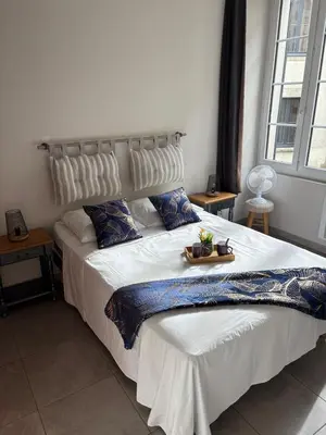 Un ou plusieurs lits dans un hébergement de l'établissement Les Glaneuses - 2 logements en centre bourg de 2 à 4 personnes à 3 min du Puy duFou