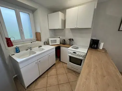 Cuisine ou kitchenette dans l'établissement Gîte du Tilleul - un petit coin de nature