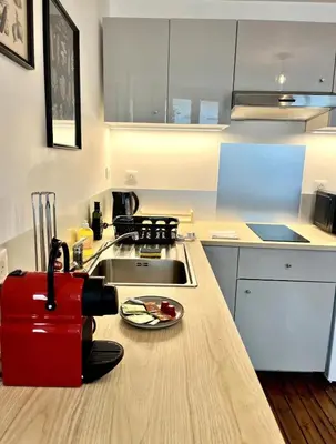 Cuisine ou kitchenette dans l'établissement Pilori 2 pers, separate bedroom, Tv wifi