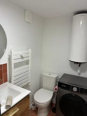 Salle de bains dans l'établissement Studio Cozy avec terrasse idéalement situé
