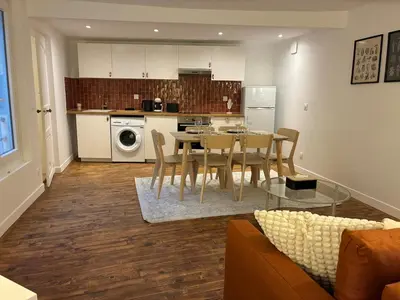 Cuisine ou kitchenette dans l'établissement Appartement chic & cosy - 6 couchages Angers