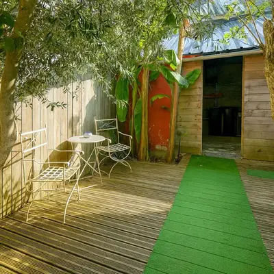 Jardin de l'établissement Studio moderne, cosy & lumineux Chez Suzanne