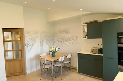 Cuisine ou kitchenette dans l'établissement Maison de campagne 10 couchages