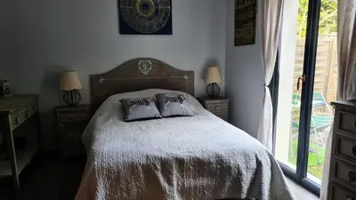 Un ou plusieurs lits dans un hébergement de l'établissement Résidence Com-60-st Andre Des Eaux - SAINT ANDRE DES EAUX - Maison avec piscine pour 6 personnes MAE-8133