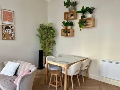 Coin salon dans l'établissement Nouvelle pépite ! Perle
