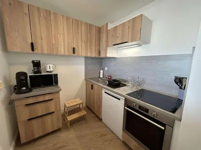 Cuisine ou kitchenette dans l'établissement SJ420-023 - Appart 2 pièces 4 couchages SAINT JEAN DE MONTS
