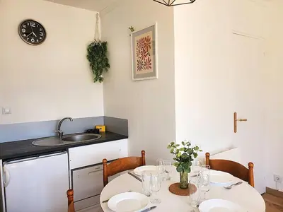 Cuisine ou kitchenette dans l'établissement Au Bord De L'eau, Proche plages