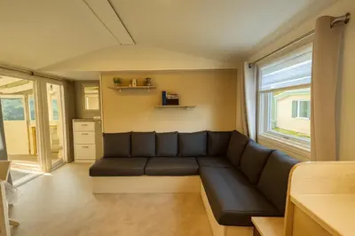 Plan de l'établissement La Lodge Océane avec piscine, plage à pied
