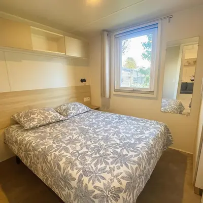 Plan de l'établissement La Lodge Océane avec piscine, plage à pied