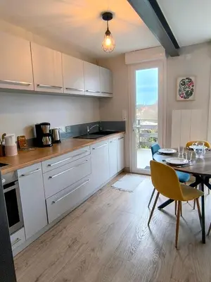 Cuisine ou kitchenette dans l'établissement La Mésange - Cosy - 10mn du Parc