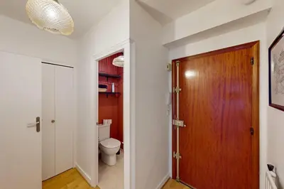 Salle de bains dans l'établissement Superbe T2 avec parking privé au cœur de Nantes