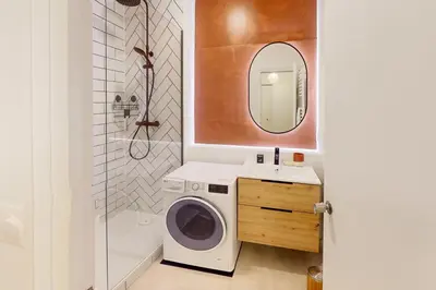 Salle de bains dans l'établissement Superbe T2 avec parking privé au cœur de Nantes
