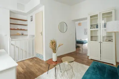 Cuisine ou kitchenette dans l'établissement Nid douillet en duplex proche Centre-ville & Tram