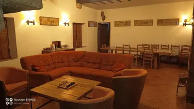 Coin salon dans l'établissement Domaine du Puy Bobet - Vue Unique & Charme 10 pers